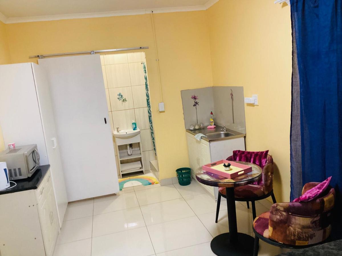 Mowetu Guest House Кейптаун Екстериор снимка